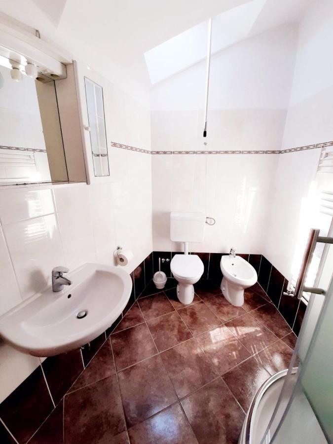 Apartments Izabela Muzic-Fornaric Црес Екстер'єр фото