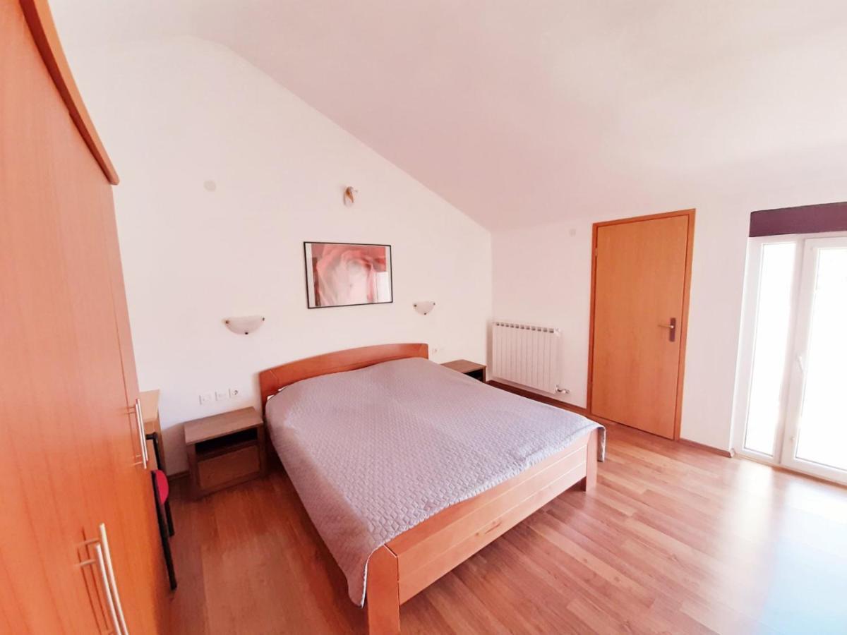 Apartments Izabela Muzic-Fornaric Црес Екстер'єр фото