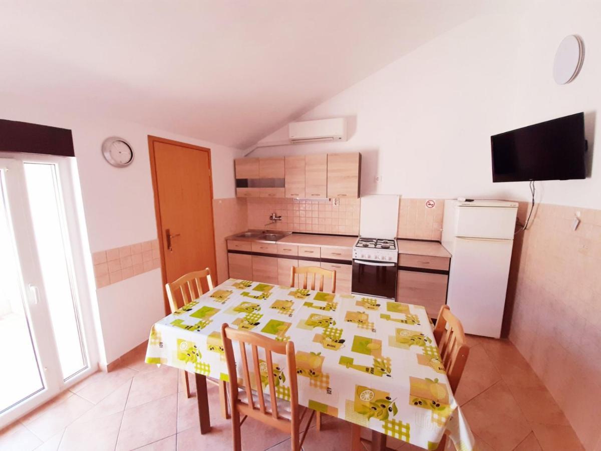 Apartments Izabela Muzic-Fornaric Црес Екстер'єр фото