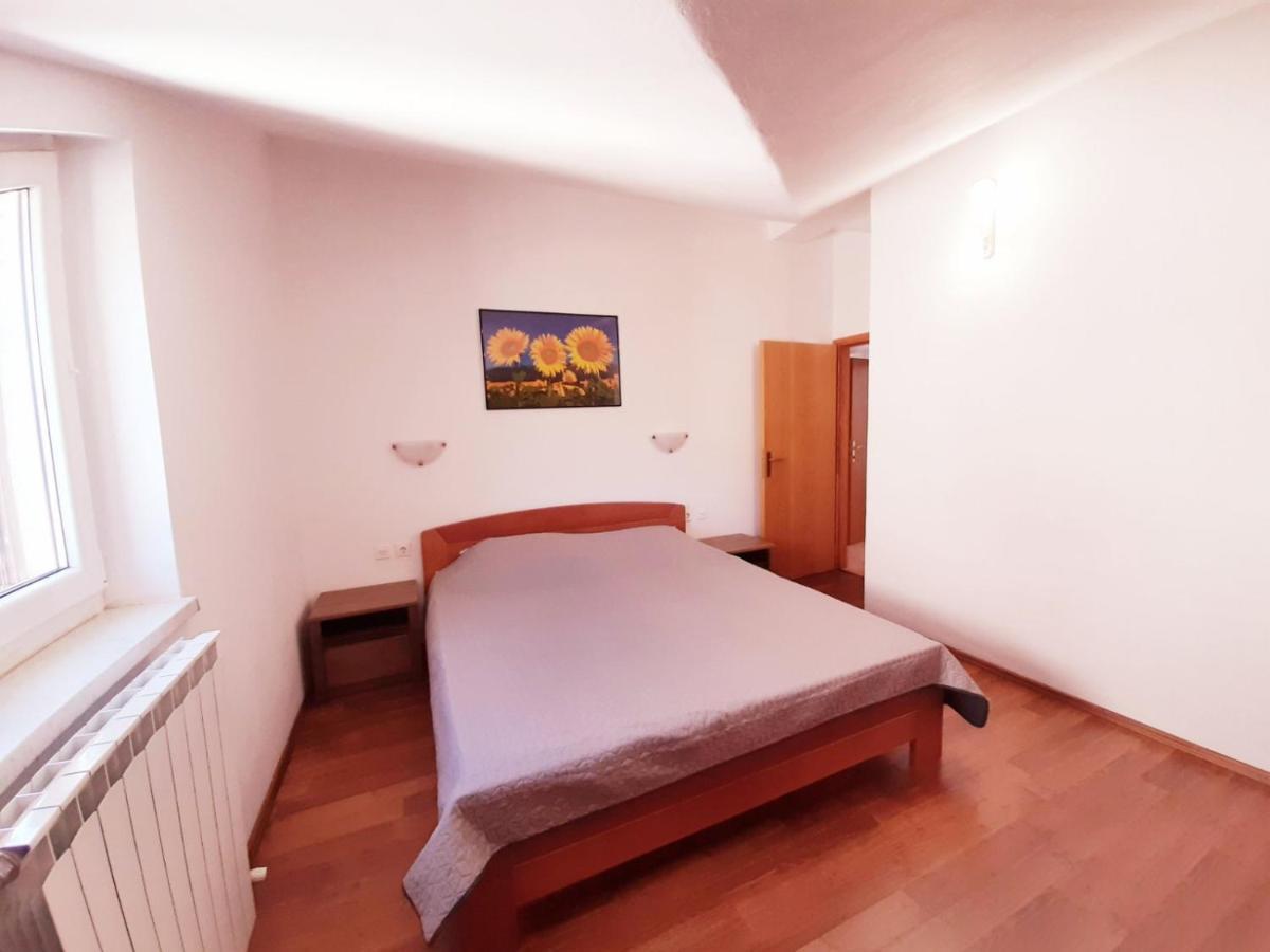 Apartments Izabela Muzic-Fornaric Црес Екстер'єр фото