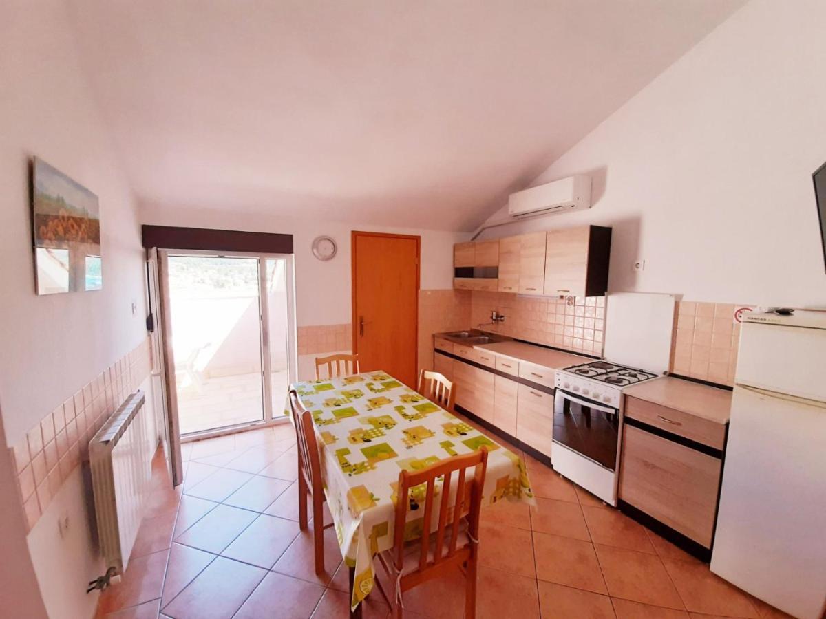 Apartments Izabela Muzic-Fornaric Црес Екстер'єр фото