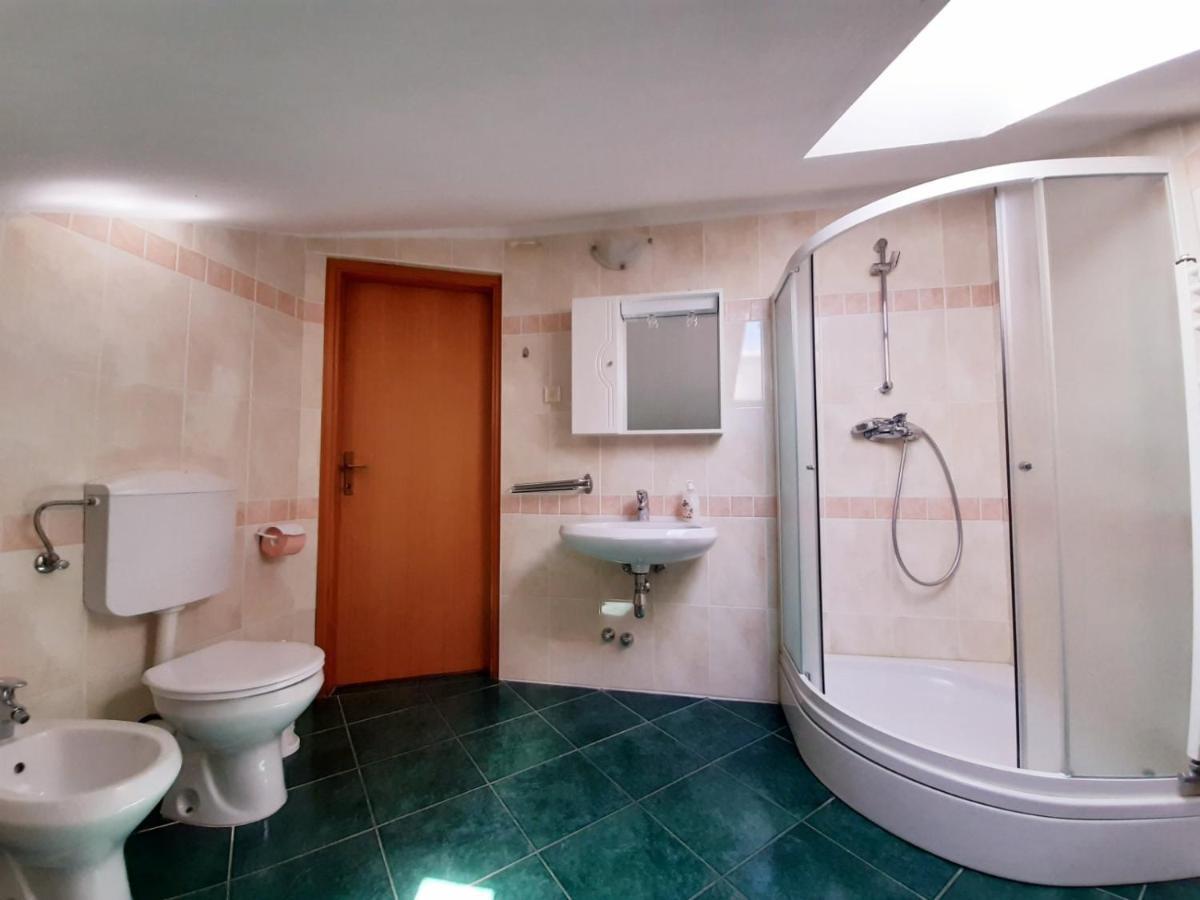Apartments Izabela Muzic-Fornaric Црес Екстер'єр фото