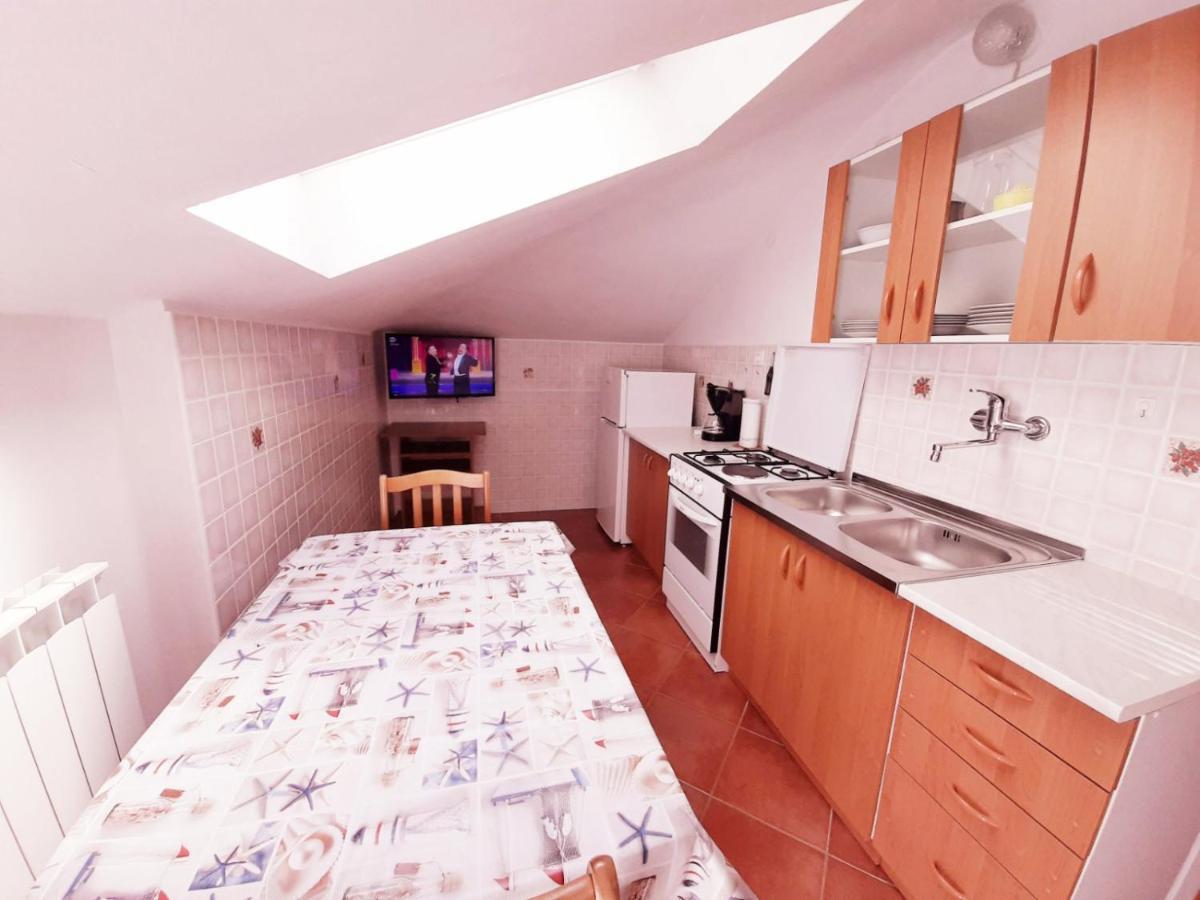 Apartments Izabela Muzic-Fornaric Црес Екстер'єр фото