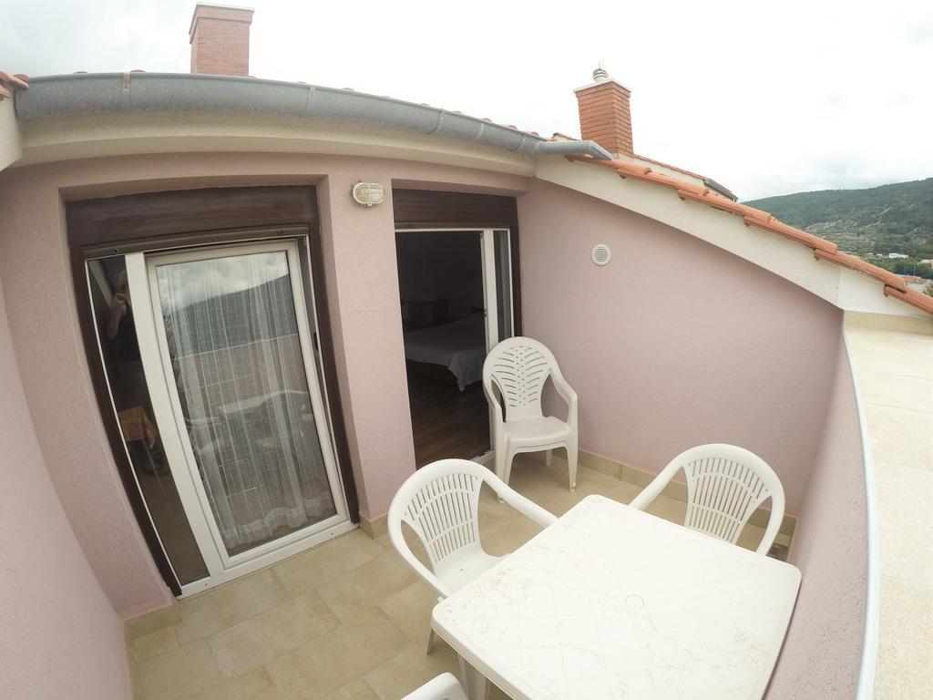 Apartments Izabela Muzic-Fornaric Црес Екстер'єр фото